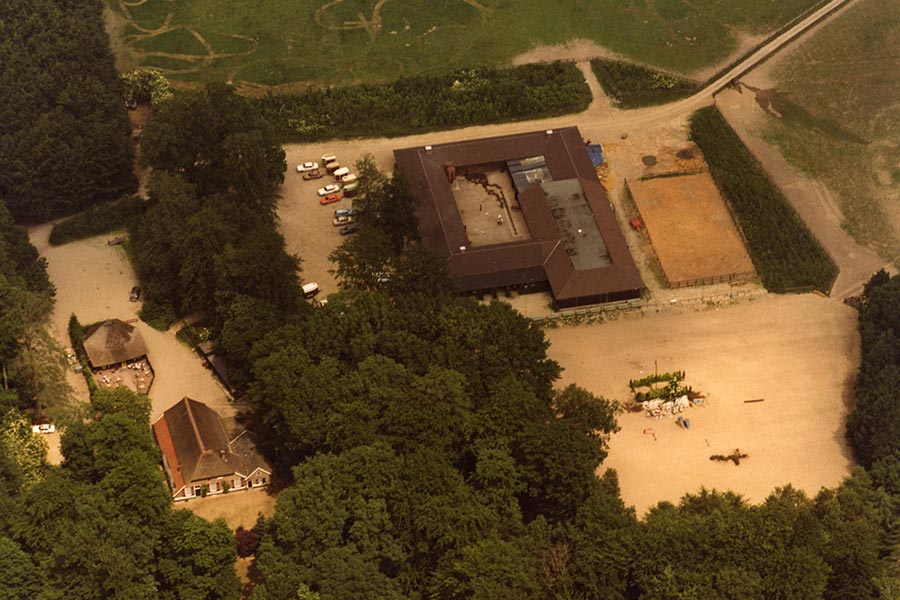 De manege, restaurant De Ruif en boerderij Midden-Heuven (1980-2000)