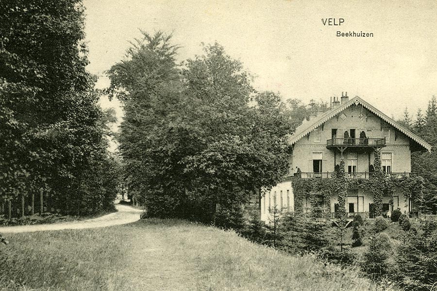 Hotel beekhuizen met bospad 1910-1940, bron: Gelders Archief