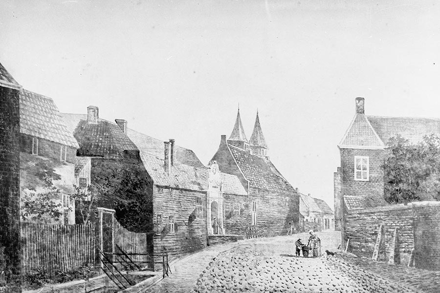 Het Sint Catharinae Gasthuis met op de achtergrond de St. Walburgiskerk 1850